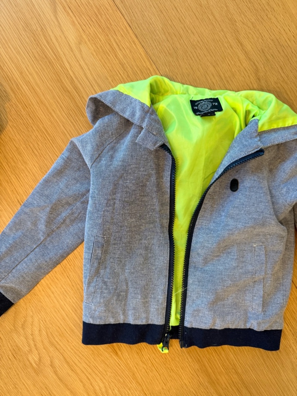 Gray & Neon Yellow Hooded Zip Jacket3T